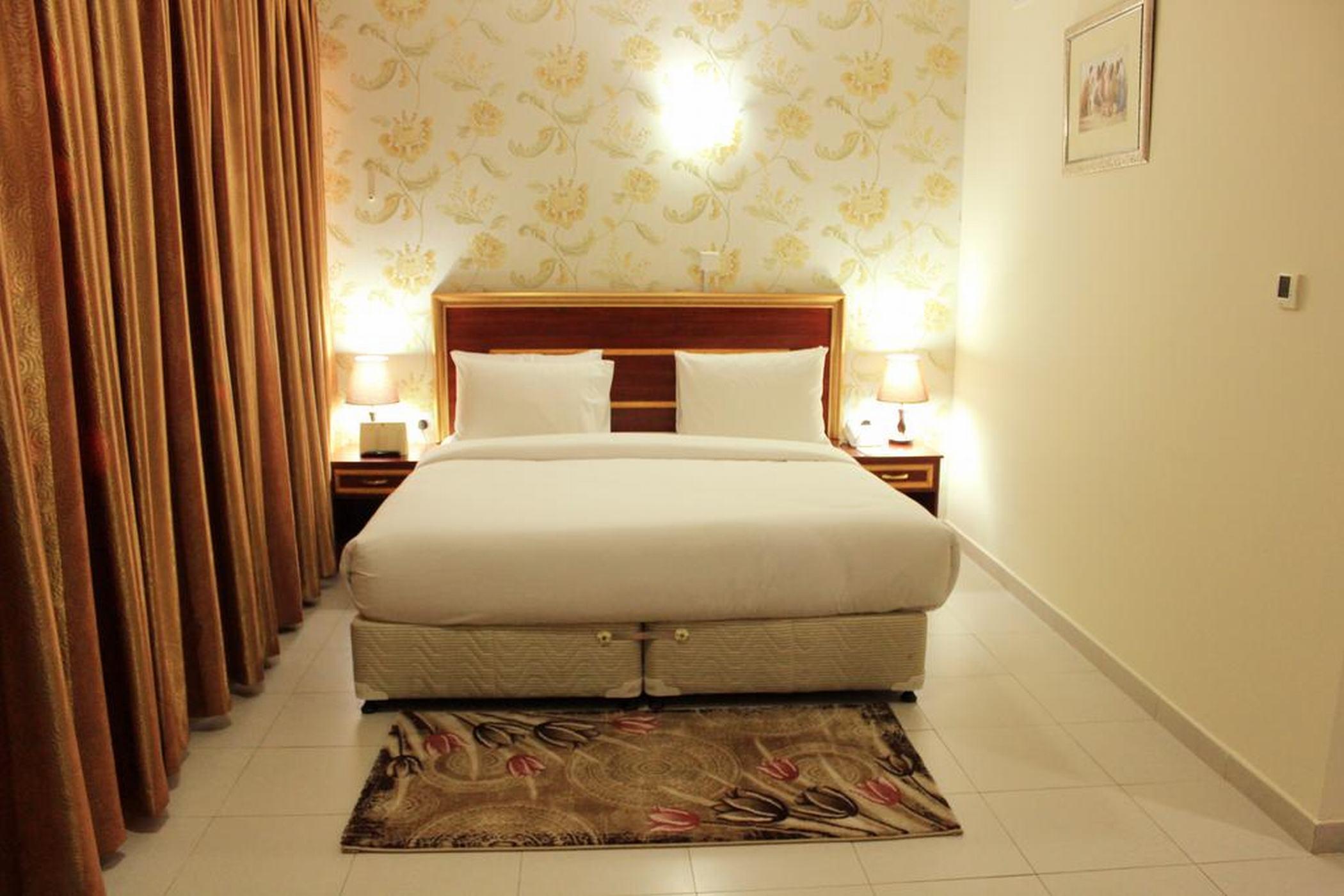 Montreal Naif Hotel Dubai Esterno foto