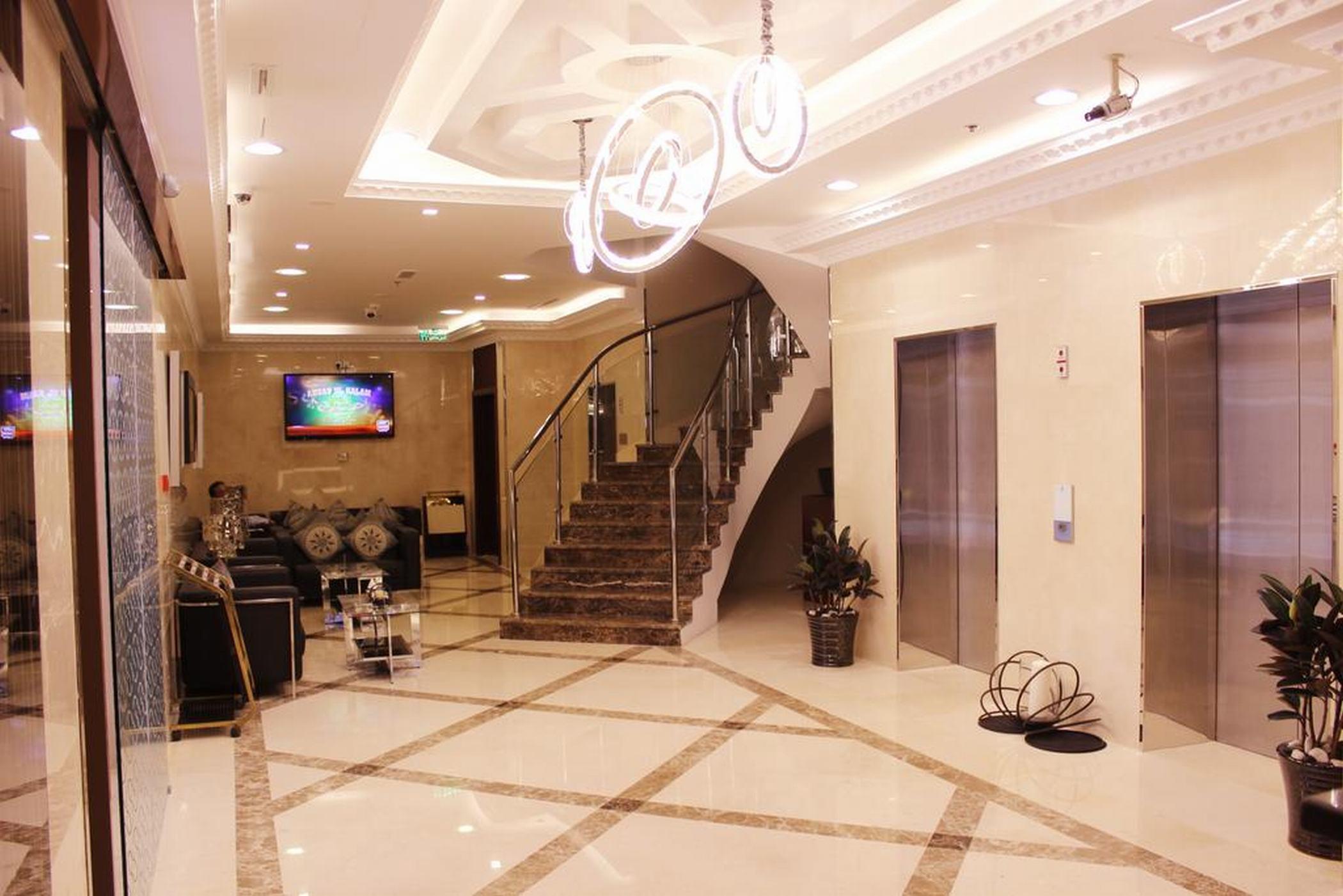 Montreal Naif Hotel Dubai Esterno foto