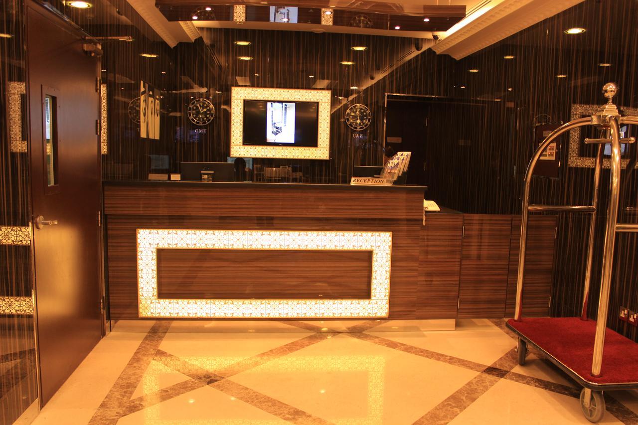 Montreal Naif Hotel Dubai Esterno foto