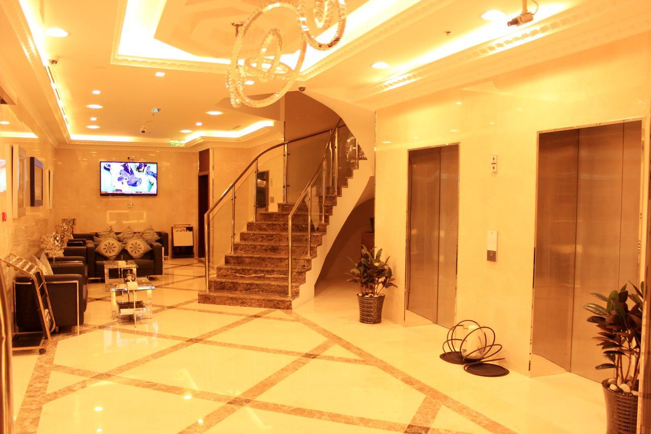 Montreal Naif Hotel Dubai Esterno foto